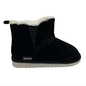 Muk Luks Black Boots with White Fleece Lining